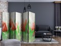 Parawan 5-częściowy - Czerwone tulipany na drewnie II [Room Dividers]