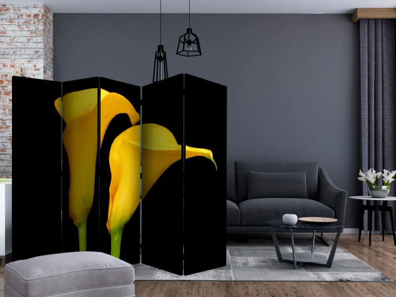 Parawan 5-częściowy - Dwie żółte kalie na czarnym tle II [Room Dividers]