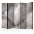 Parawan 5-częściowy - Tulip - black and white photo II [Room Dividers]