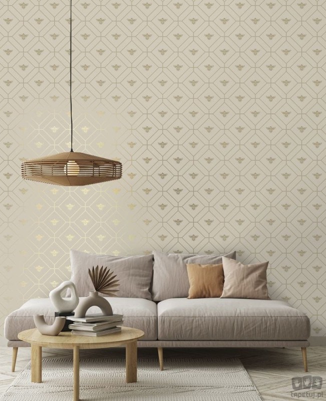 Kremowa papierowa tapeta z złotymi geometrycznymi akcentami