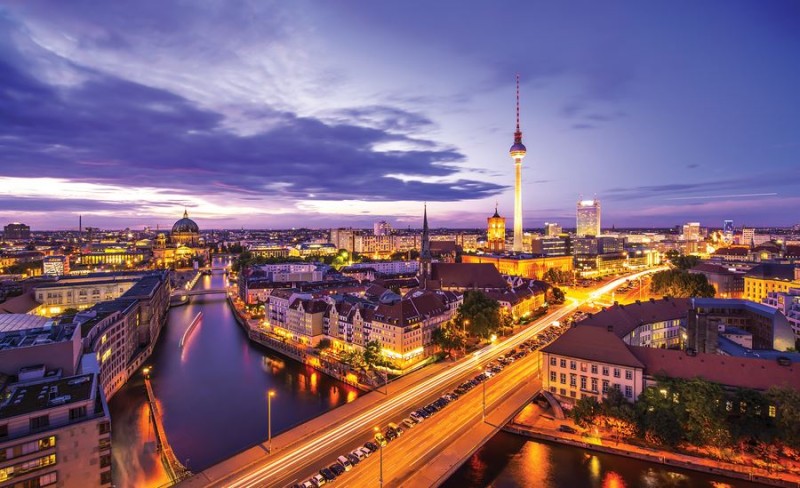 Fototapeta  Panorama Berlina nocą 3372