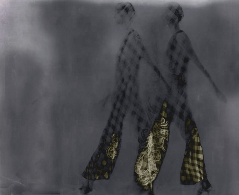 Fototapeta kobiety we mgle