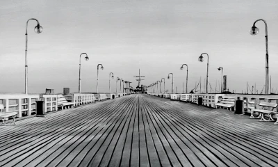 Fototapeta molo w Sopocie (czarno-biały)