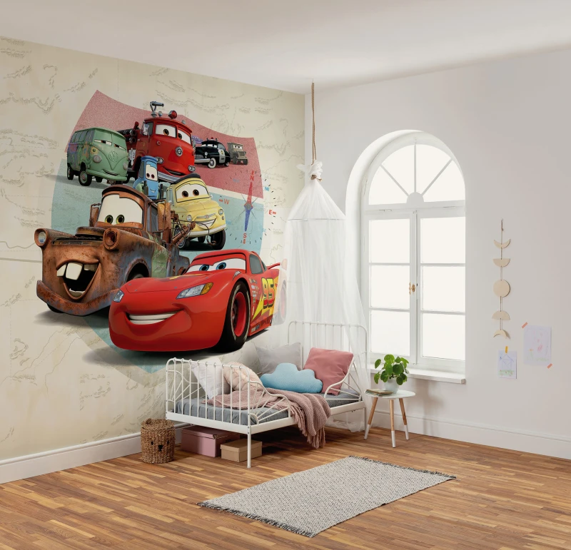 Fototapeta bajkowa pojazdy McQueen i przyjaciele