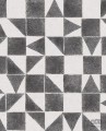 Tapeta na flizelinie w czarne trójkąty i kwadraty geometryczna