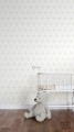 Biała tapeta z linearnym złotym geometrycznym wzorem