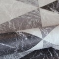 Tapeta na flizelinie w romby 3D z efektem grafitowego marmuru