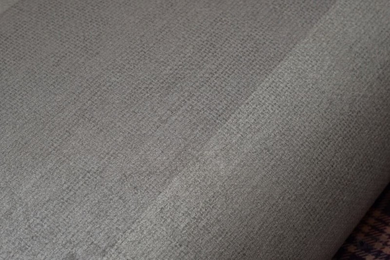 Tapeta w odcieniach szarego w pasy